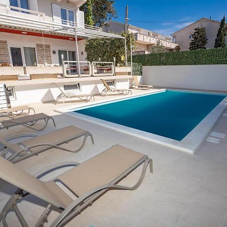 Rooms Magnolia With Pool Novalja Ngoại thất bức ảnh